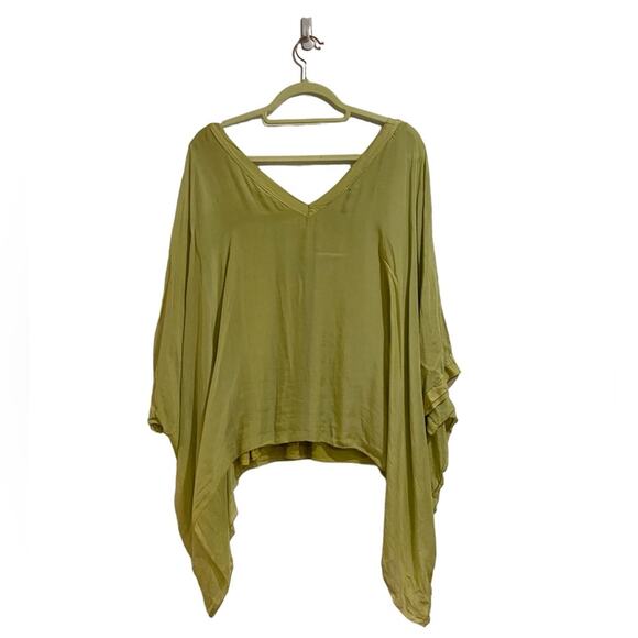 Sosia Green Flowy Tunic Sz One Size NWT - Picture 9 of 12